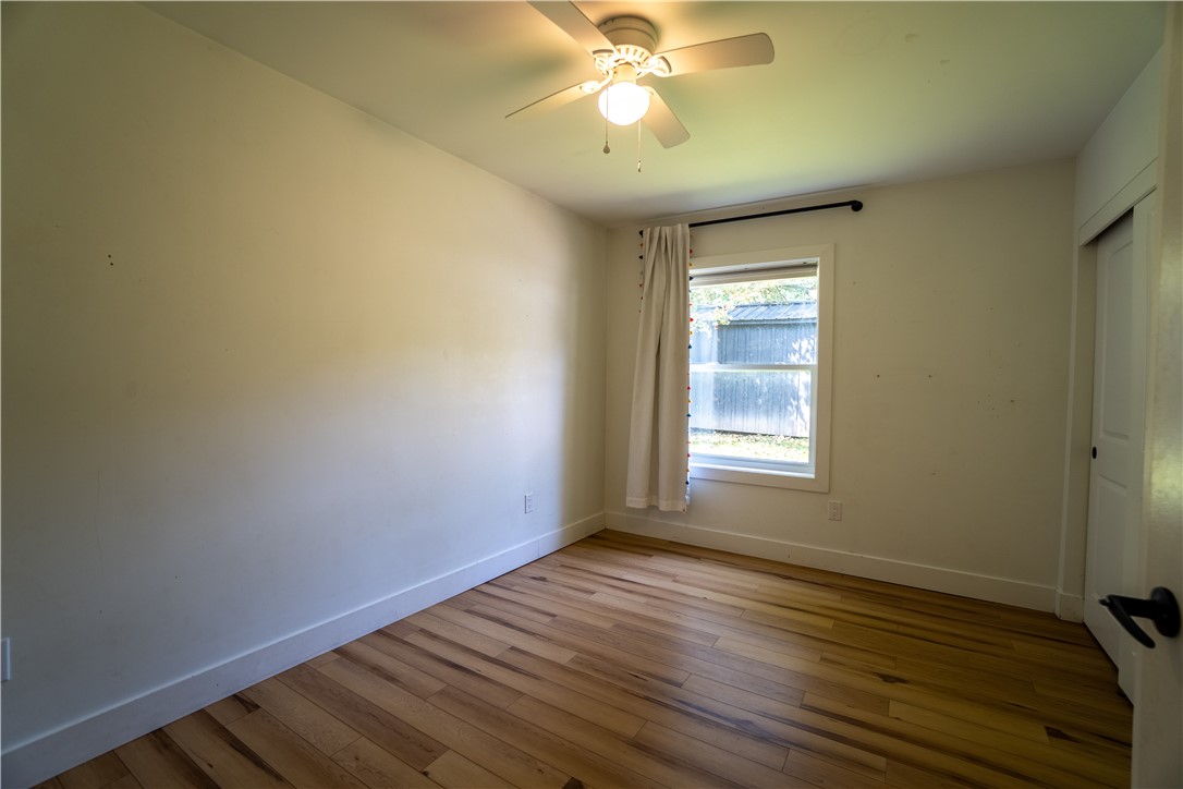55 Seacliffe Road Irondequoit, NY 14622 - Photo 17 of 28