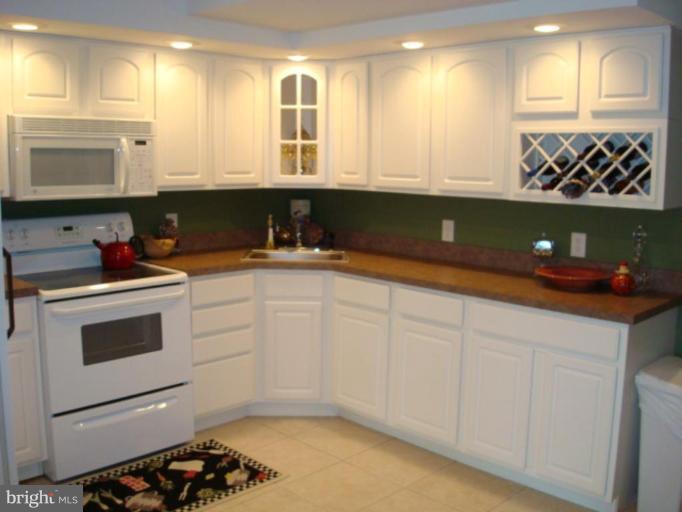 270 Ridgeview Drive Berkeley Springs, WV 25411 - Photo 9 of 30 Unique #1