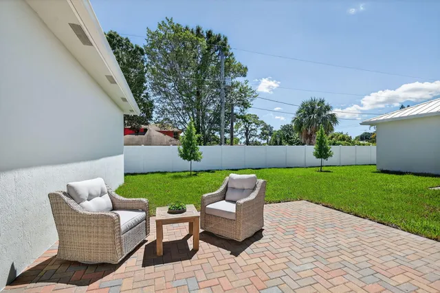 $799,000 | 611 North Loxahatchee Drive, Jupiter, FL 33458