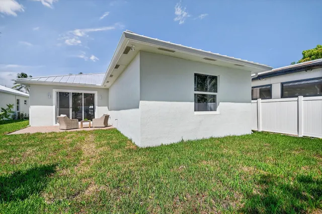 $799,000 | 611 North Loxahatchee Drive, Jupiter, FL 33458