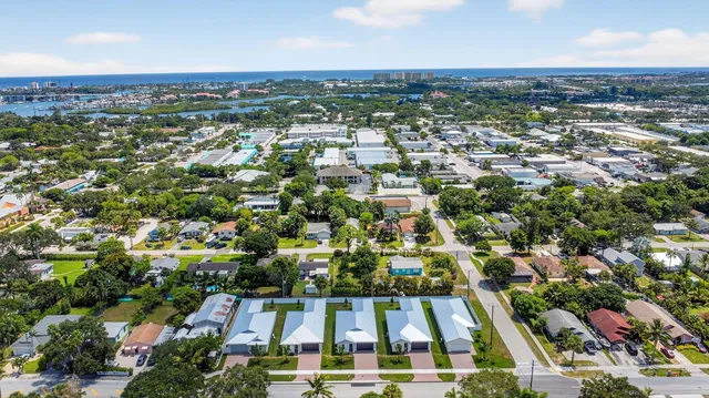 $799,000 | 611 North Loxahatchee Drive, Jupiter, FL 33458