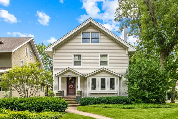 $2,150,000 | 939 Ashland Avenue, Wilmette, IL 60091