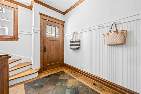 $2,150,000 | 939 Ashland Avenue, Wilmette, IL 60091