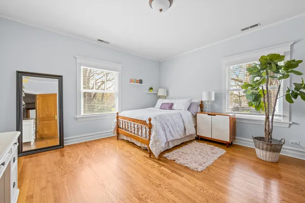 $2,150,000 | 939 Ashland Avenue, Wilmette, IL 60091