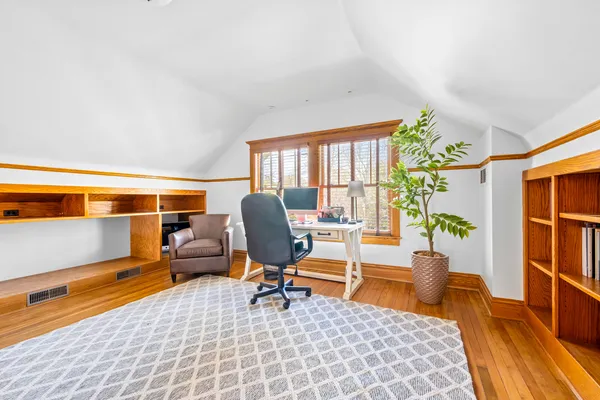 $2,150,000 | 939 Ashland Avenue, Wilmette, IL 60091