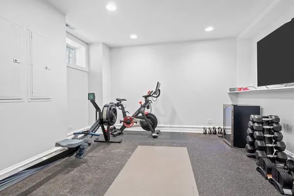 $2,150,000 | 939 Ashland Avenue, Wilmette, IL 60091