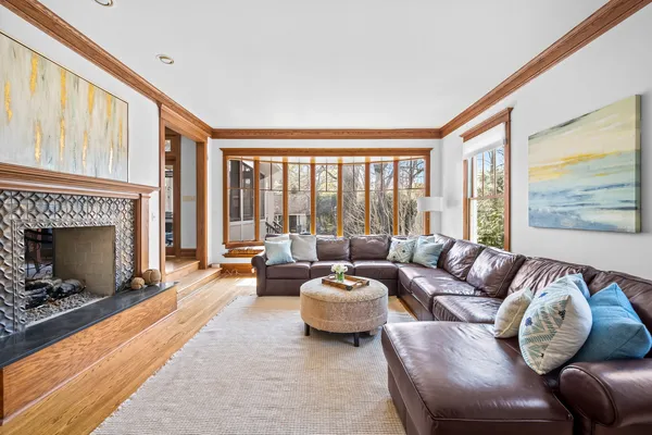 $2,150,000 | 939 Ashland Avenue, Wilmette, IL 60091