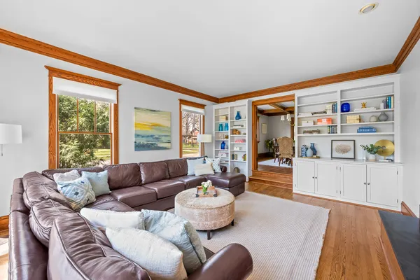 $2,150,000 | 939 Ashland Avenue, Wilmette, IL 60091