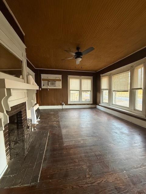 718 12th Street Southeast Paris, TX 75460 - Photo 7 of 20 a view of empty room with fireplace and wooden floor