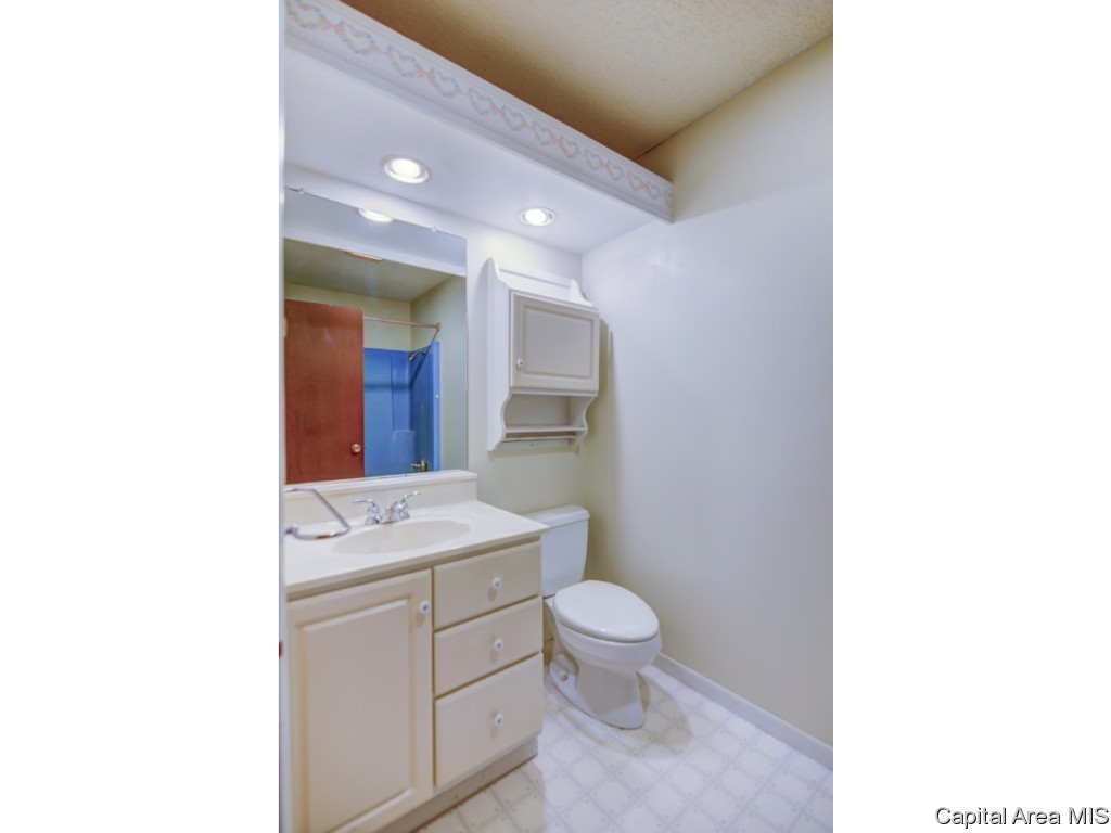2222 Big Bend Road Taylorville, IL 62568 - Photo 13 of 24 Gallery Image 13