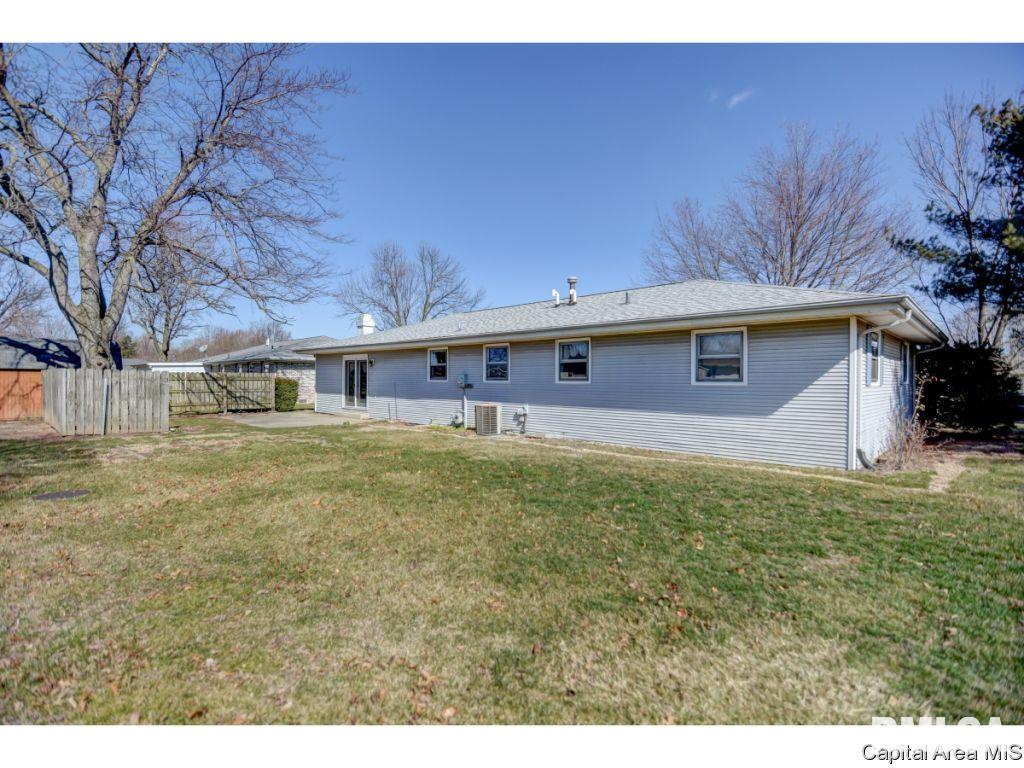 2222 Big Bend Road Taylorville, IL 62568 - Photo 22 of 24 Gallery Image 22