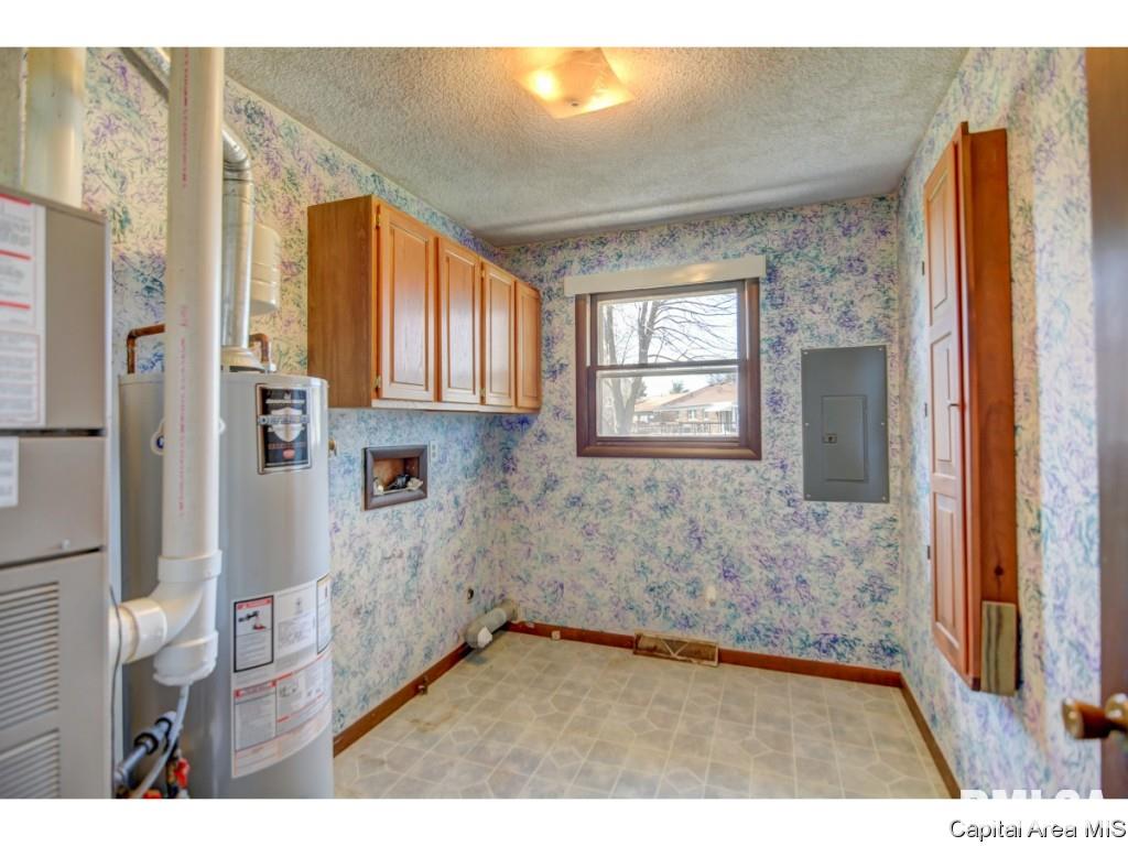 2222 Big Bend Road Taylorville, IL 62568 - Photo 9 of 24 Gallery Image 9