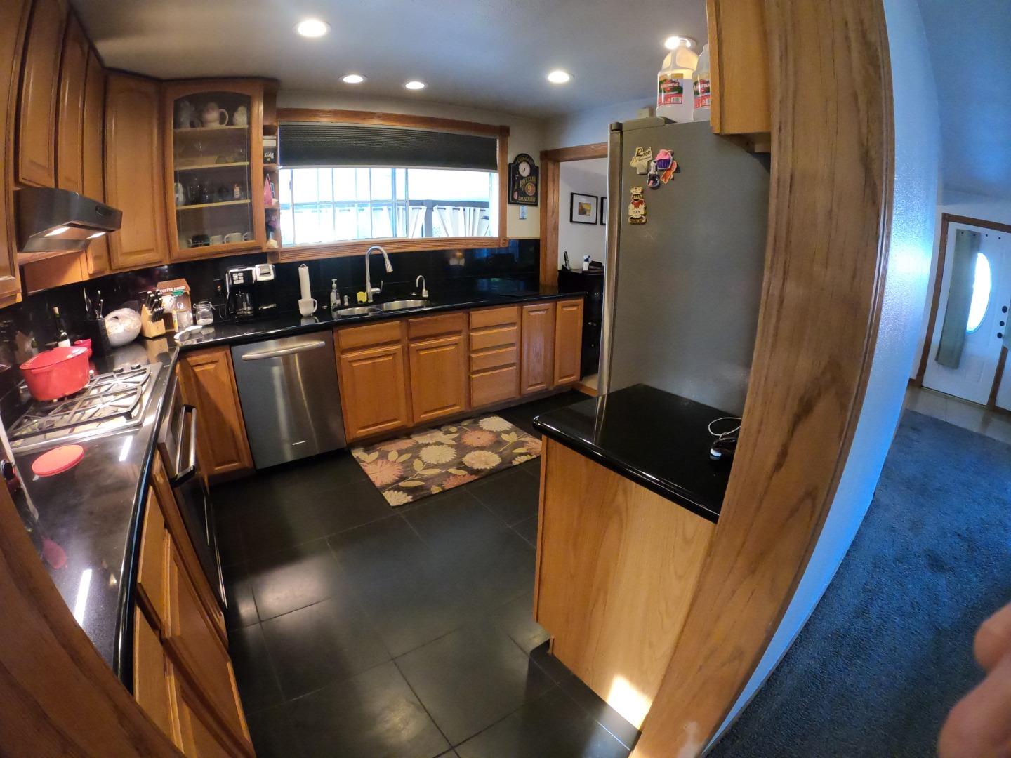 1188 Peralta Road Pacifica, CA 94044 - Photo 6 of 14 Gallery Image 6
