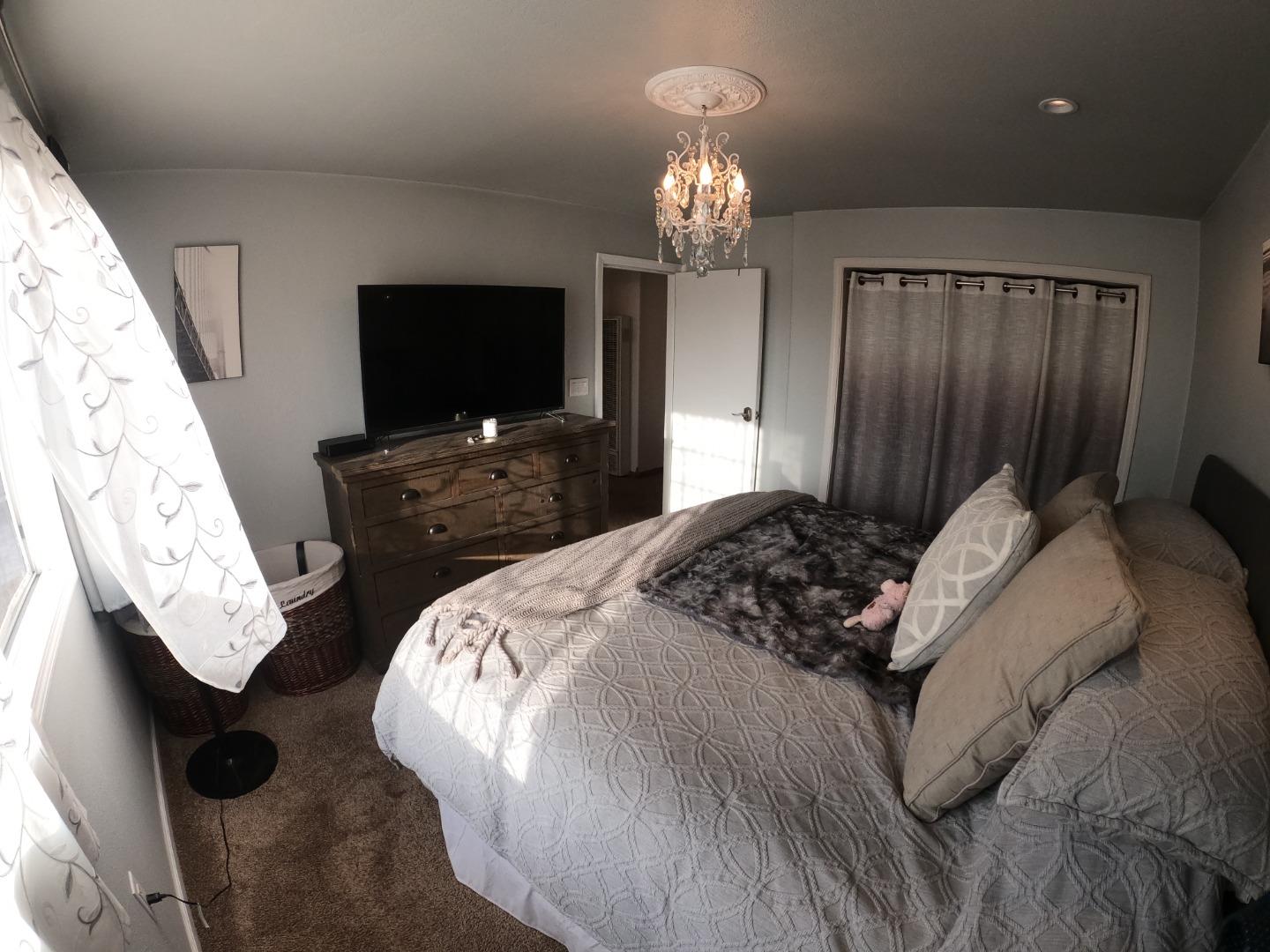 1188 Peralta Road Pacifica, CA 94044 - Photo 7 of 14 Gallery Image 7