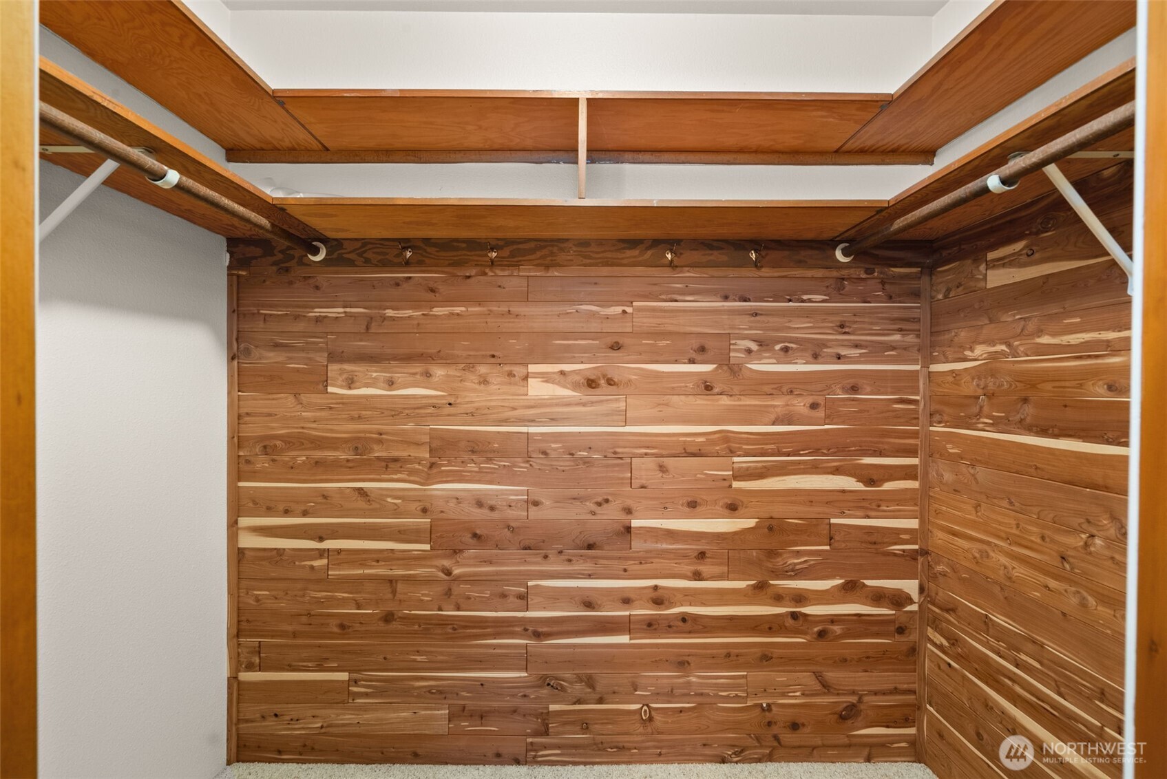 1105 Irving Street Southwest Tumwater, WA 98512 - Photo 24 of 38 a close up of a shower