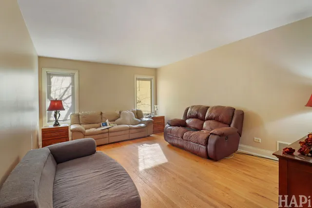 $380,000 | 1397 West Nippersink Road, Fox Lake, IL 60020