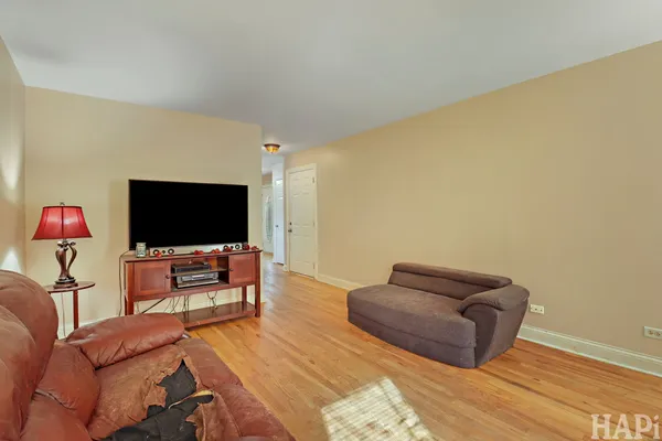 $370,000 | 1397 West Nippersink Road, Fox Lake, IL 60020