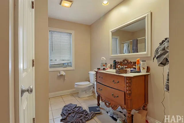 $380,000 | 1397 West Nippersink Road, Fox Lake, IL 60020