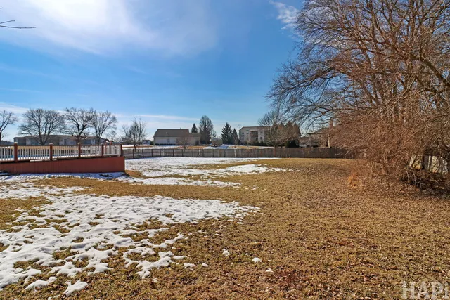 $380,000 | 1397 West Nippersink Road, Fox Lake, IL 60020