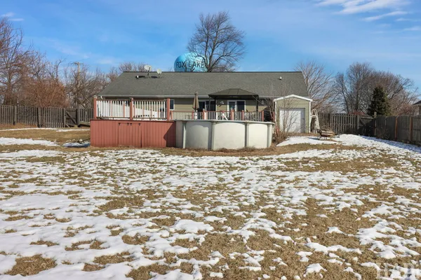 $370,000 | 1397 West Nippersink Road, Fox Lake, IL 60020