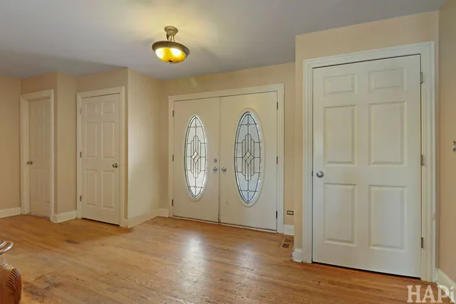 $380,000 | 1397 West Nippersink Road, Fox Lake, IL 60020