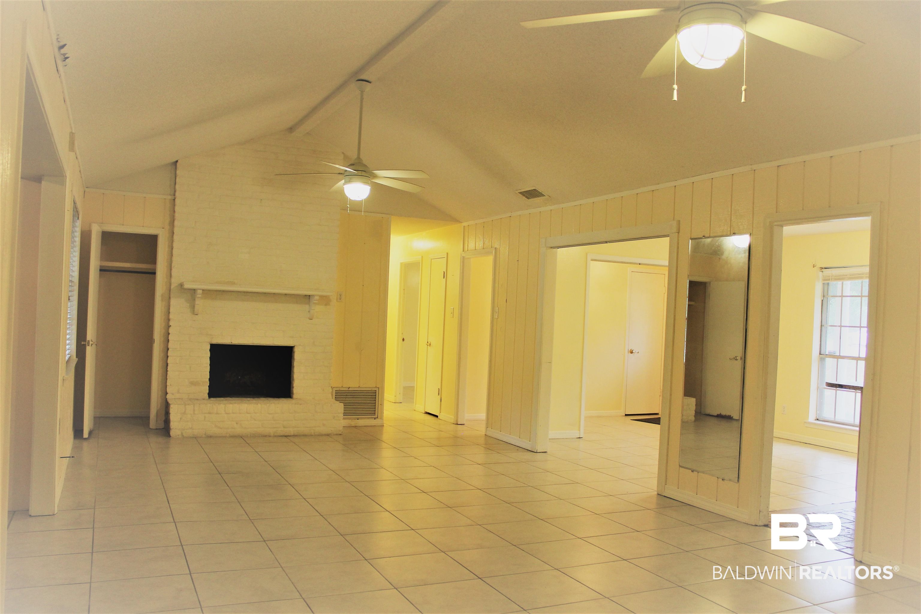 4251 Schillinger Road South Mobile, AL 36619 - Photo 8 of 38