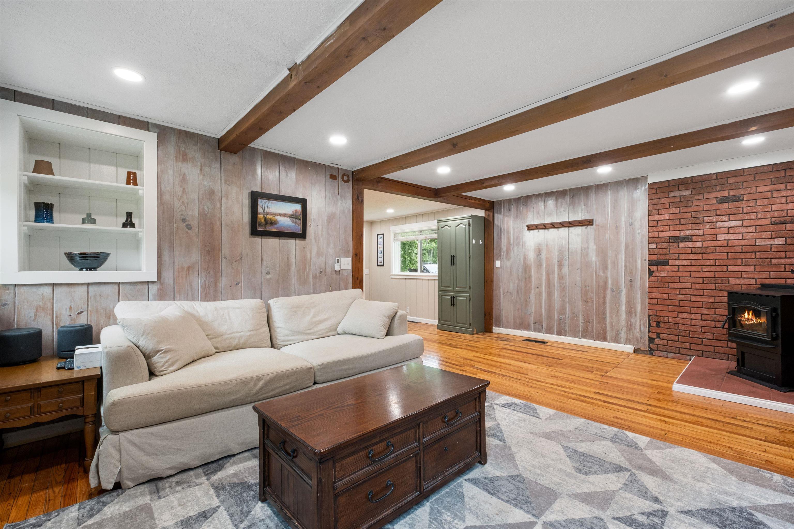 16 Bradford Road Sunapee, NH 03782 - Photo 3 of 40