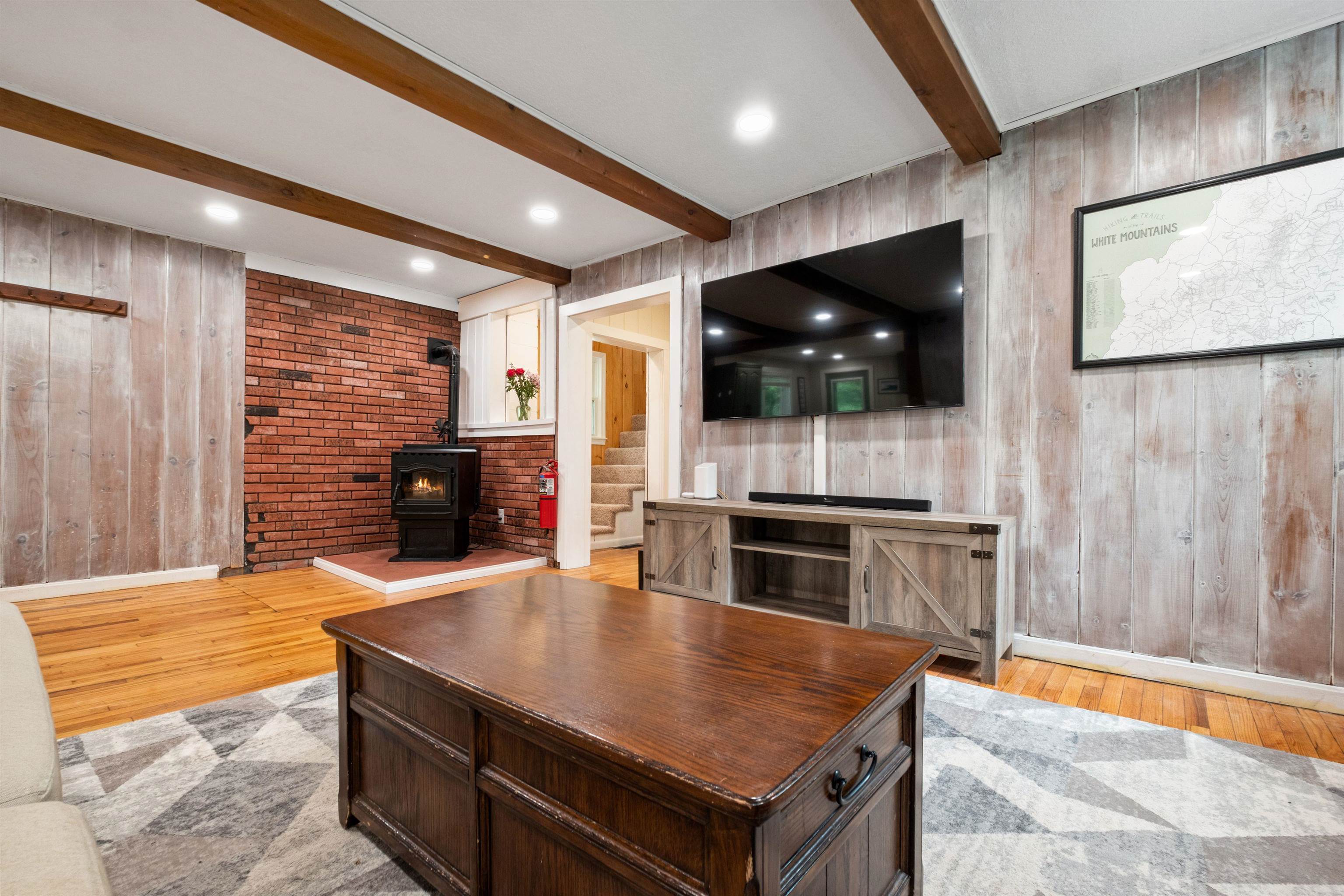 16 Bradford Road Sunapee, NH 03782 - Photo 4 of 40