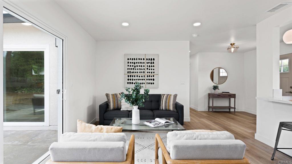 14514 Biddeford Street Poway, CA 92064 - Photo 6 of 37