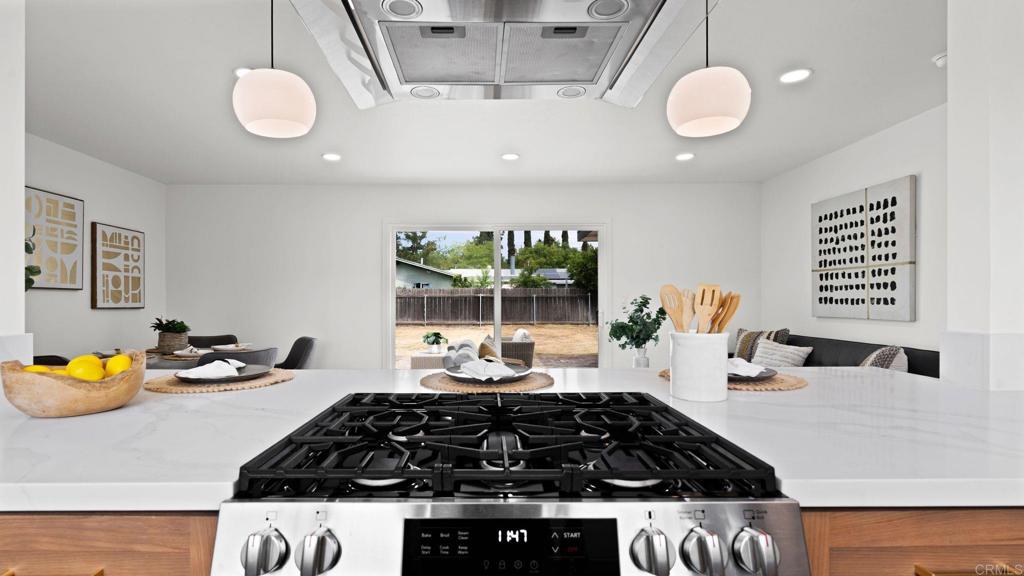 14514 Biddeford Street Poway, CA 92064 - Photo 10 of 37