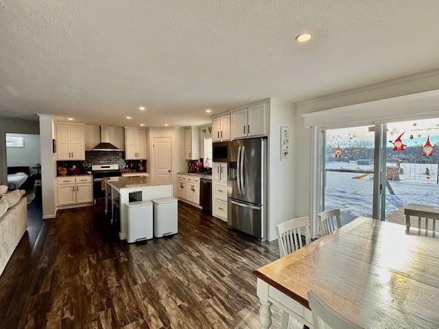 W14276 Charles Street Ripon, WI 54971 - Photo 8 of 39