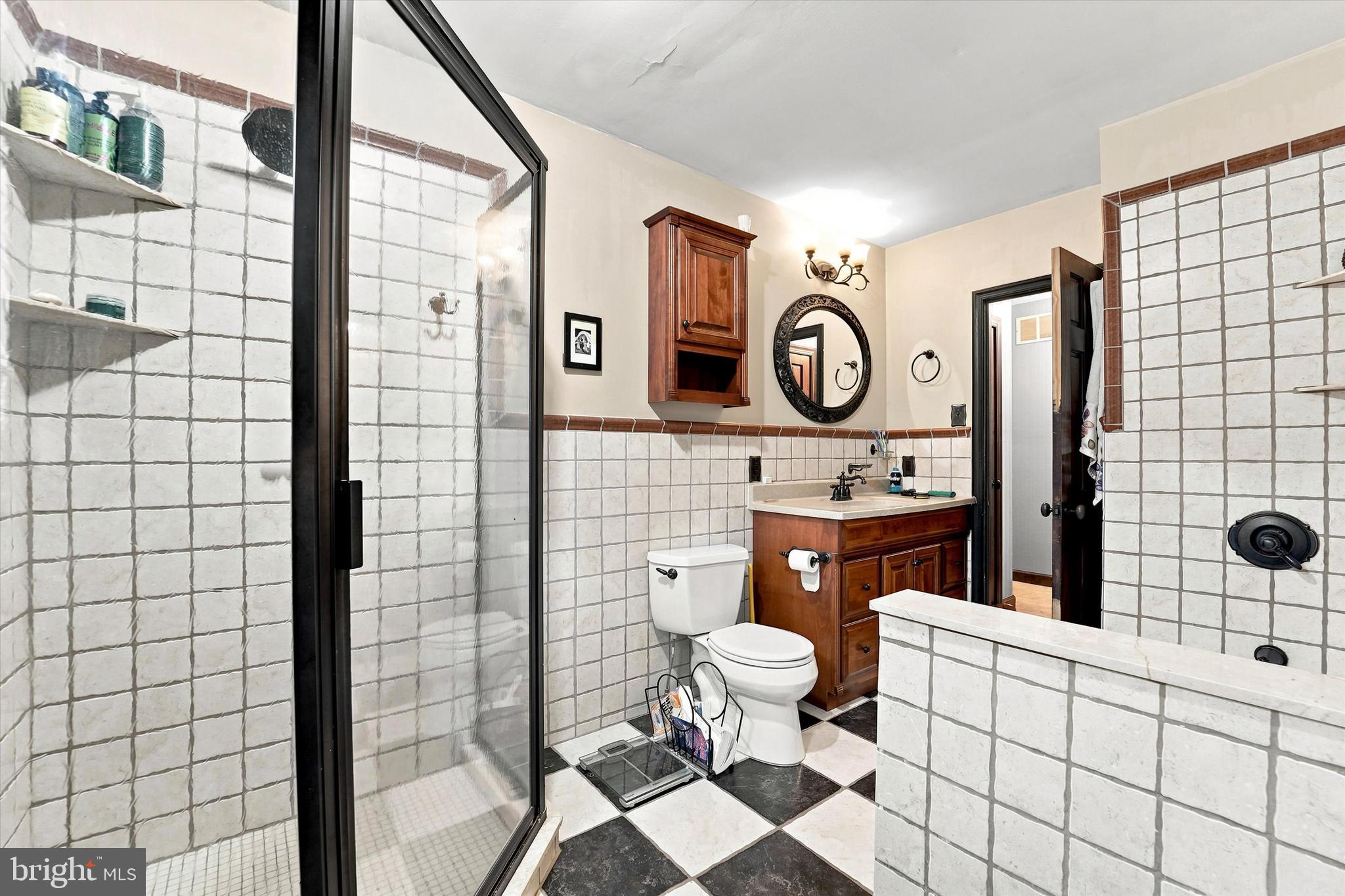 190 Twining Ford Road Richboro, PA 18954 - Photo 22 of 39 Full Bath