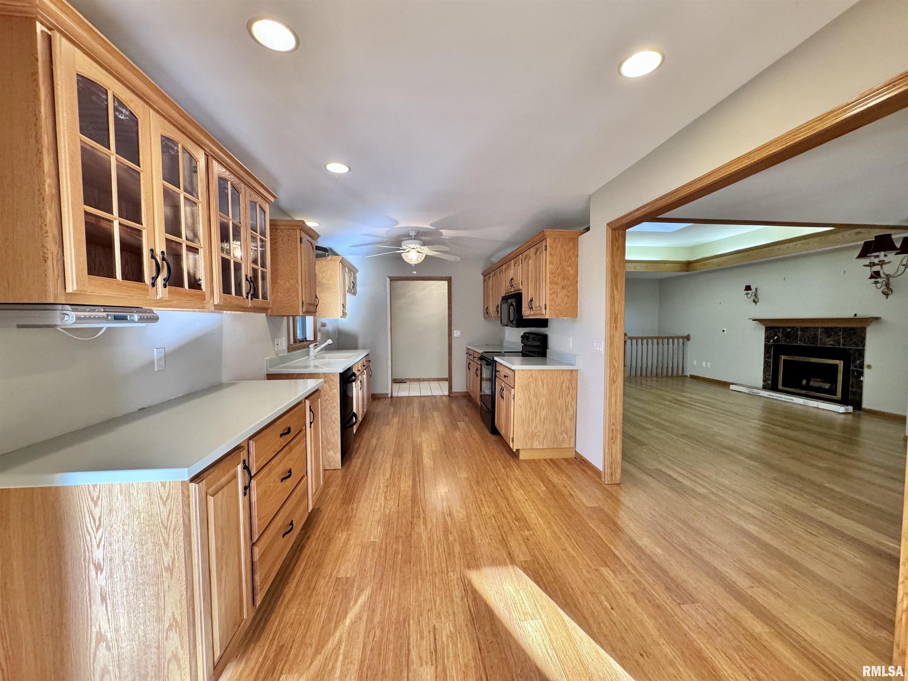 1005 Bayberry Lane Macomb, IL 61455 - Photo 14 of 31