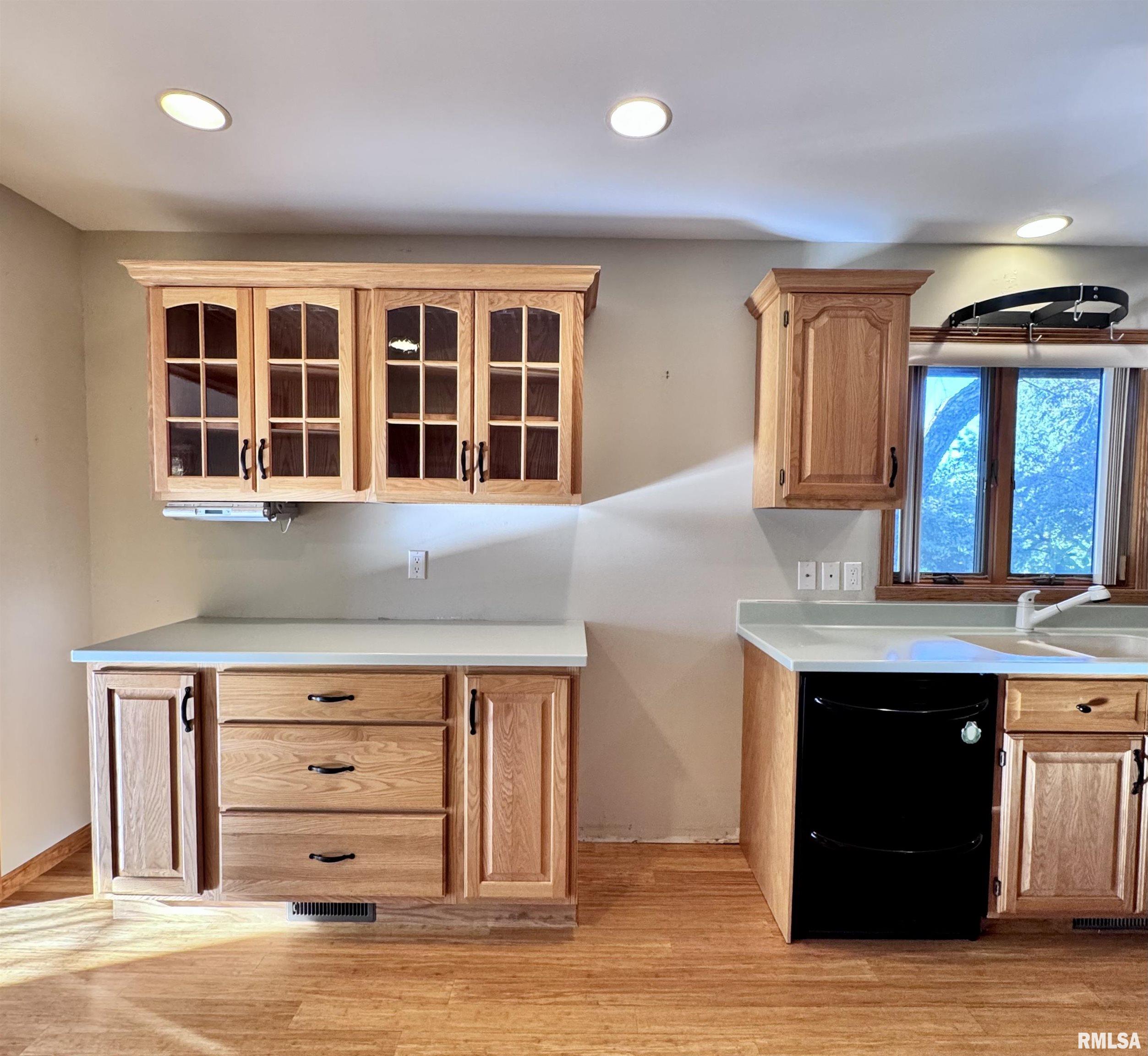 1005 Bayberry Lane Macomb, IL 61455 - Photo 15 of 31