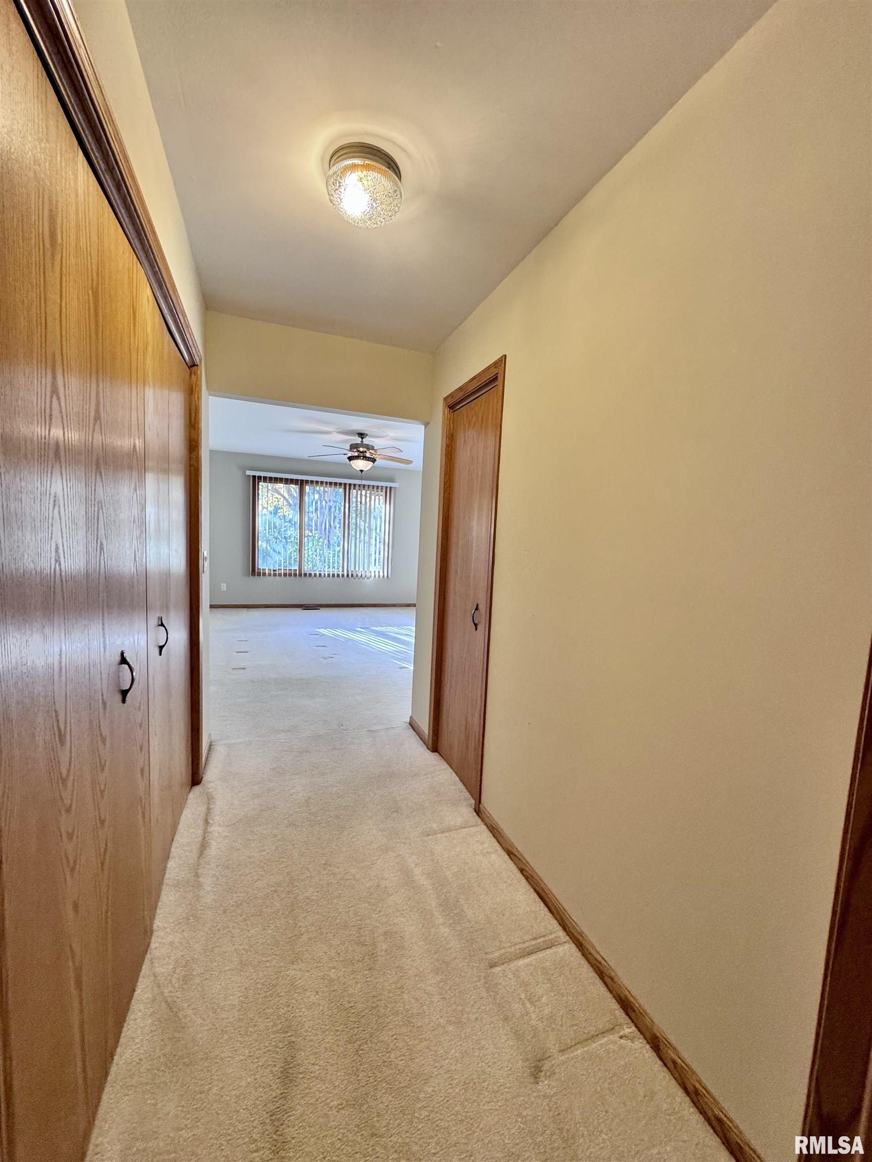 1005 Bayberry Lane Macomb, IL 61455 - Photo 22 of 31