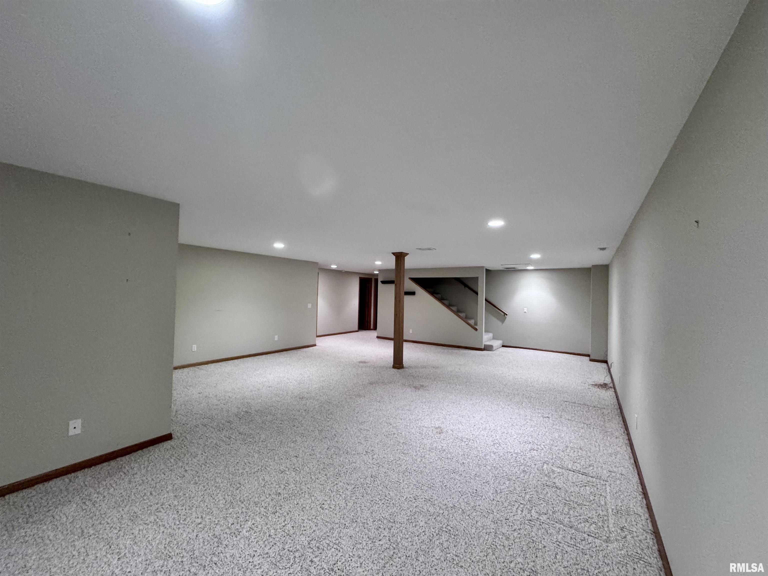 1005 Bayberry Lane Macomb, IL 61455 - Photo 29 of 31