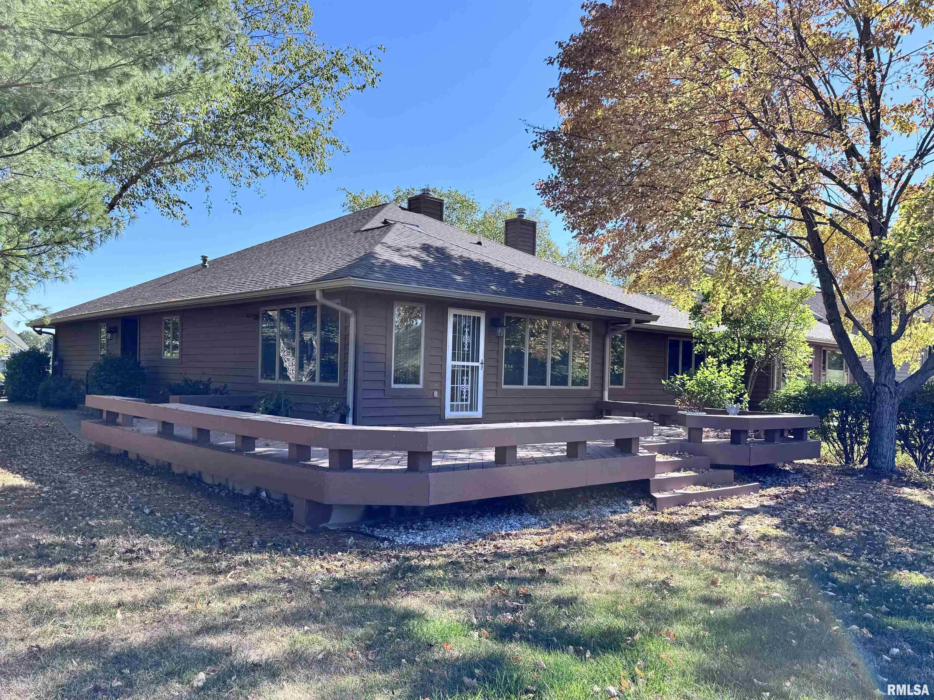 1005 Bayberry Lane Macomb, IL 61455 - Photo 4 of 31