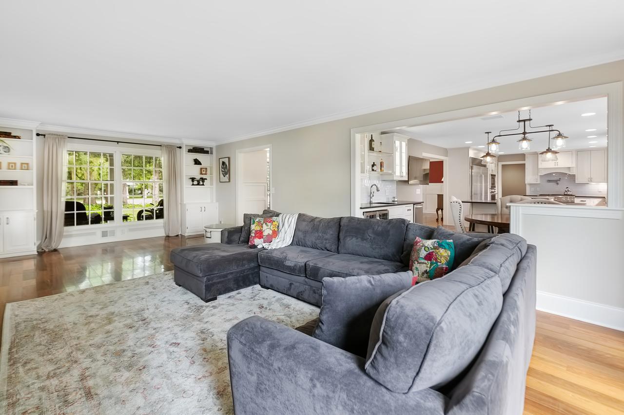 1850 Fox Ridge Road Orono, MN 55356 - Photo 8 of 37