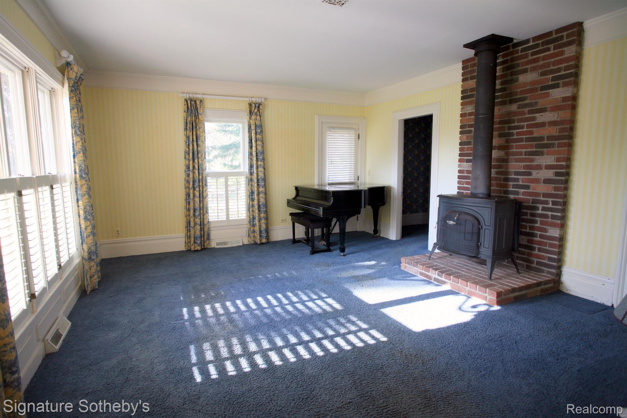 7350 Oakhill Road Clarkston, MI 48348 - Photo 7 of 72 Gathering Room