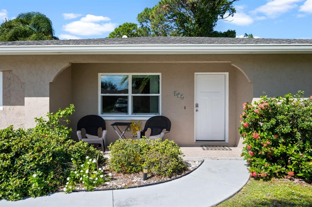 874 Acadia Road Venice, FL 34293 - Photo 7 of 64