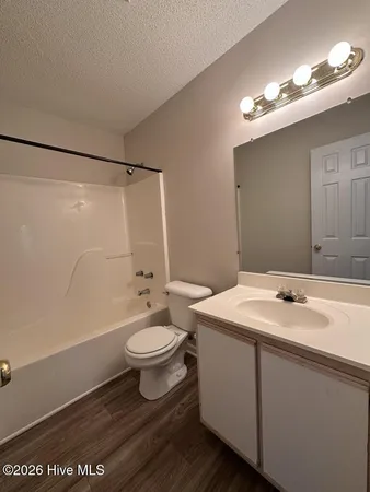 $1,200 | 400 Winners Circle North, Jacksonville, NC 28546