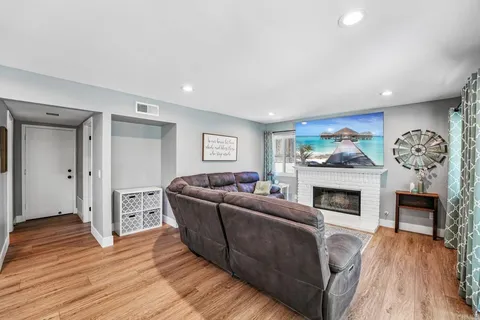 $899,000 | 1602 Tonia Court, Riverside, CA 92506