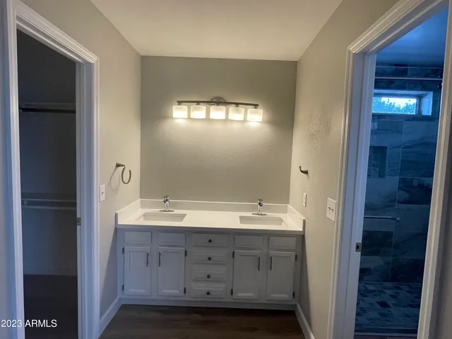 $2,750 | 607 South Winthrop Street, Gilbert, AZ 85296