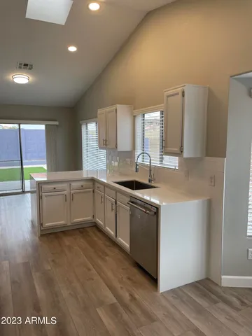 $2,750 | 607 South Winthrop Street, Gilbert, AZ 85296
