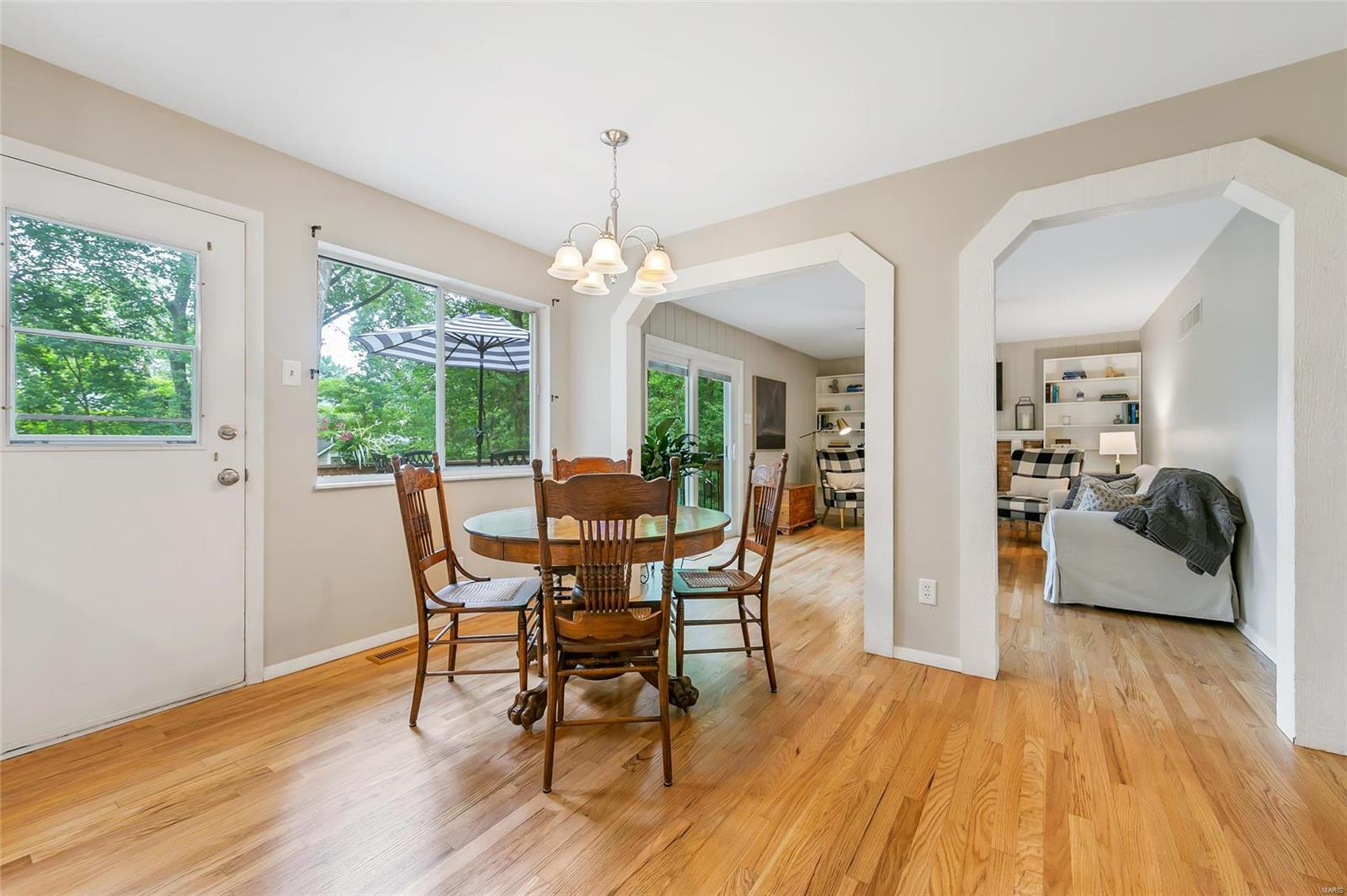 604 Forest Leaf Drive Ballwin, MO 63011 - Photo 15 of 54