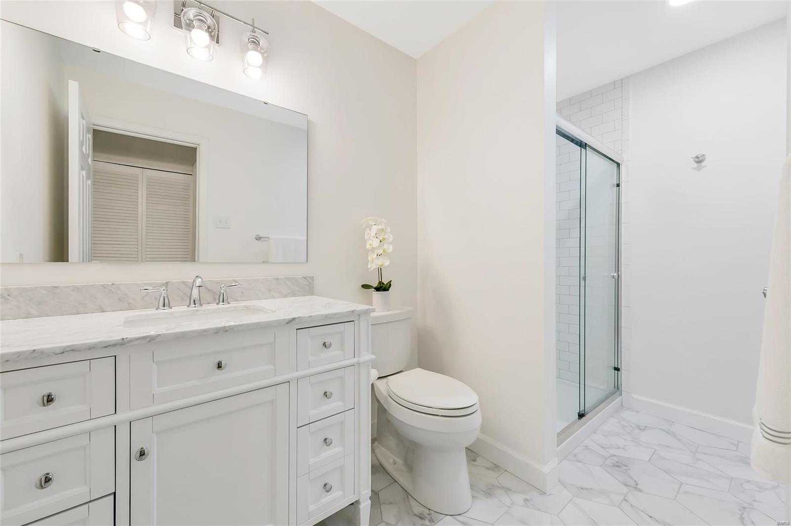 604 Forest Leaf Drive Ballwin, MO 63011 - Photo 19 of 54