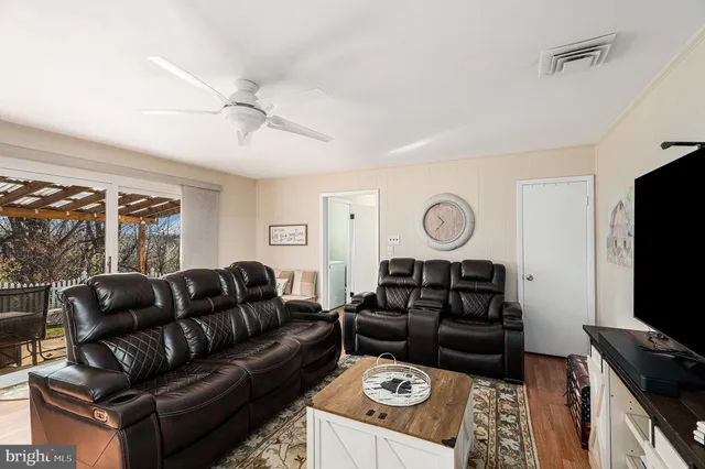 $600,000 | 541 Cardinal Drive, Dresher, PA 19025