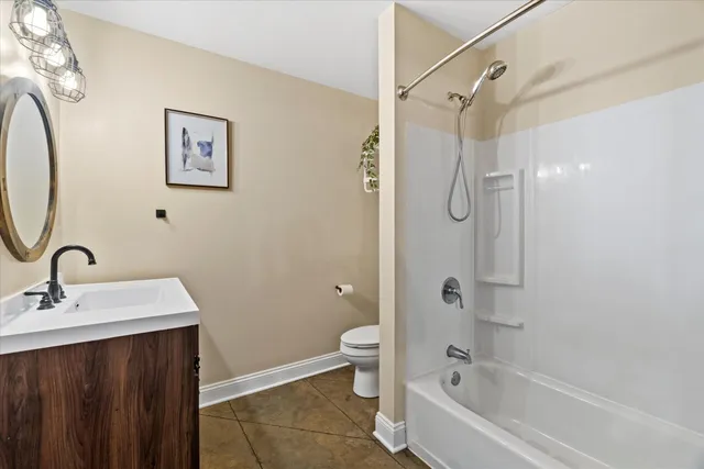 $199,900 | 3059 North Weil Street, Unit 118, Milwaukee, WI 53212