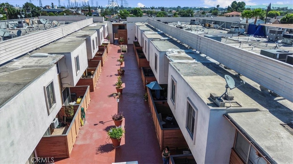 7033 Stewart And Gray Road, Unit 24 Downey, CA 90241 - Photo 33 of 41