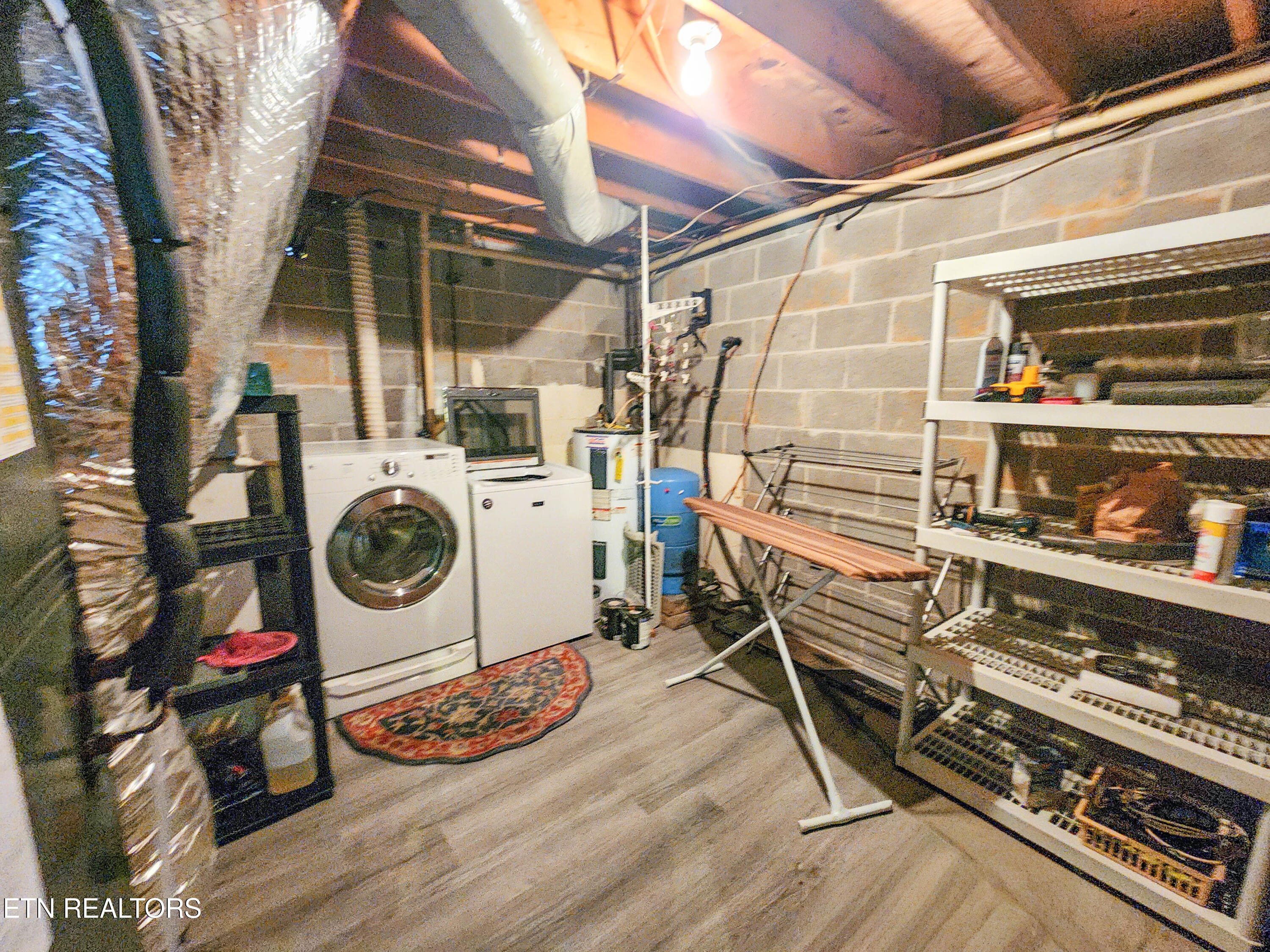 1641 Walker Ford Road Maynardville, TN 37807 - Photo 30 of 60 walker ford house laundry